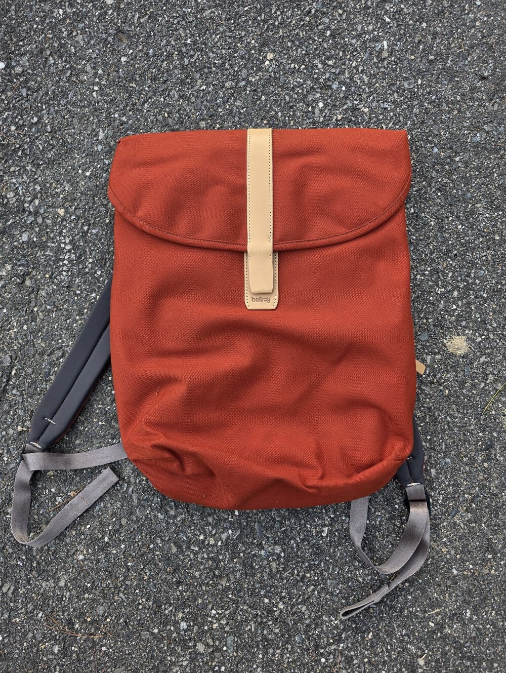 Bellroy Slim Backpack 16 Liter Rust Red